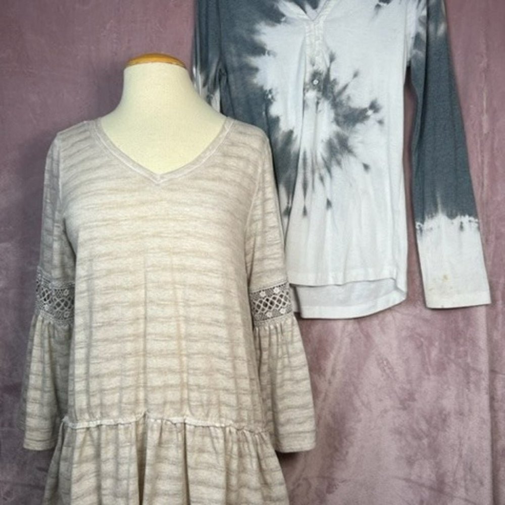 Bundle (2) Womens Long Sleeve Mystree Size S-M